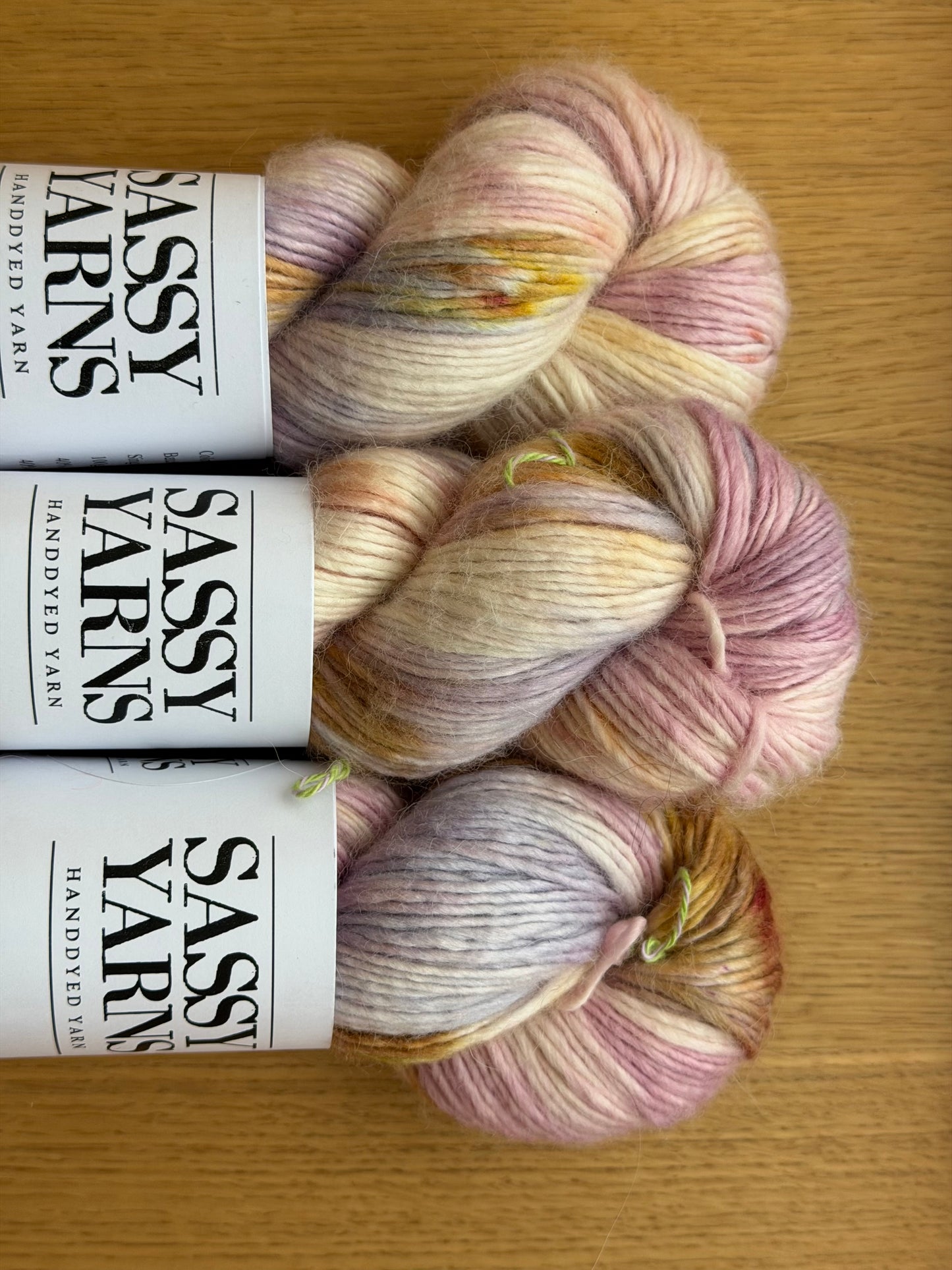 Singles DK - Valentin