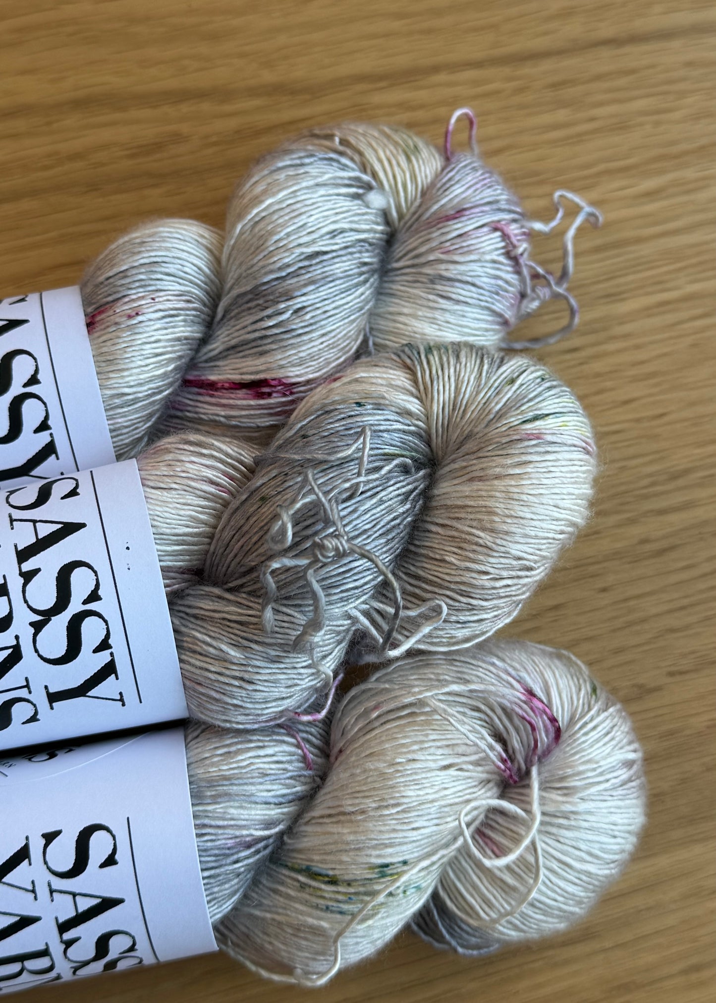 Pure Silk Singles - Vejkant