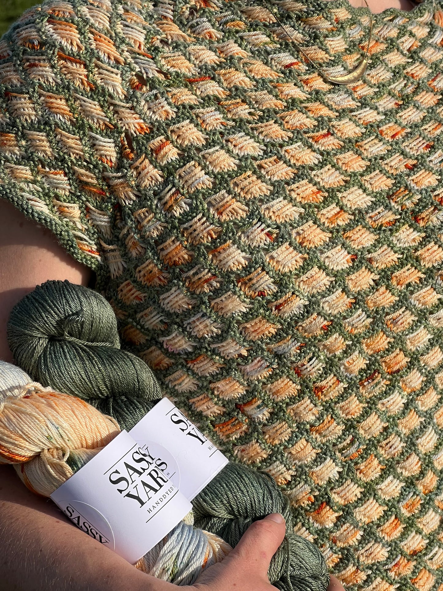 KNITTING BY THE SEA TEE  AF PURE KNIT AND PURL