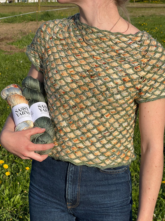 KNITTING BY THE SEA TEE  AF PURE KNIT AND PURL