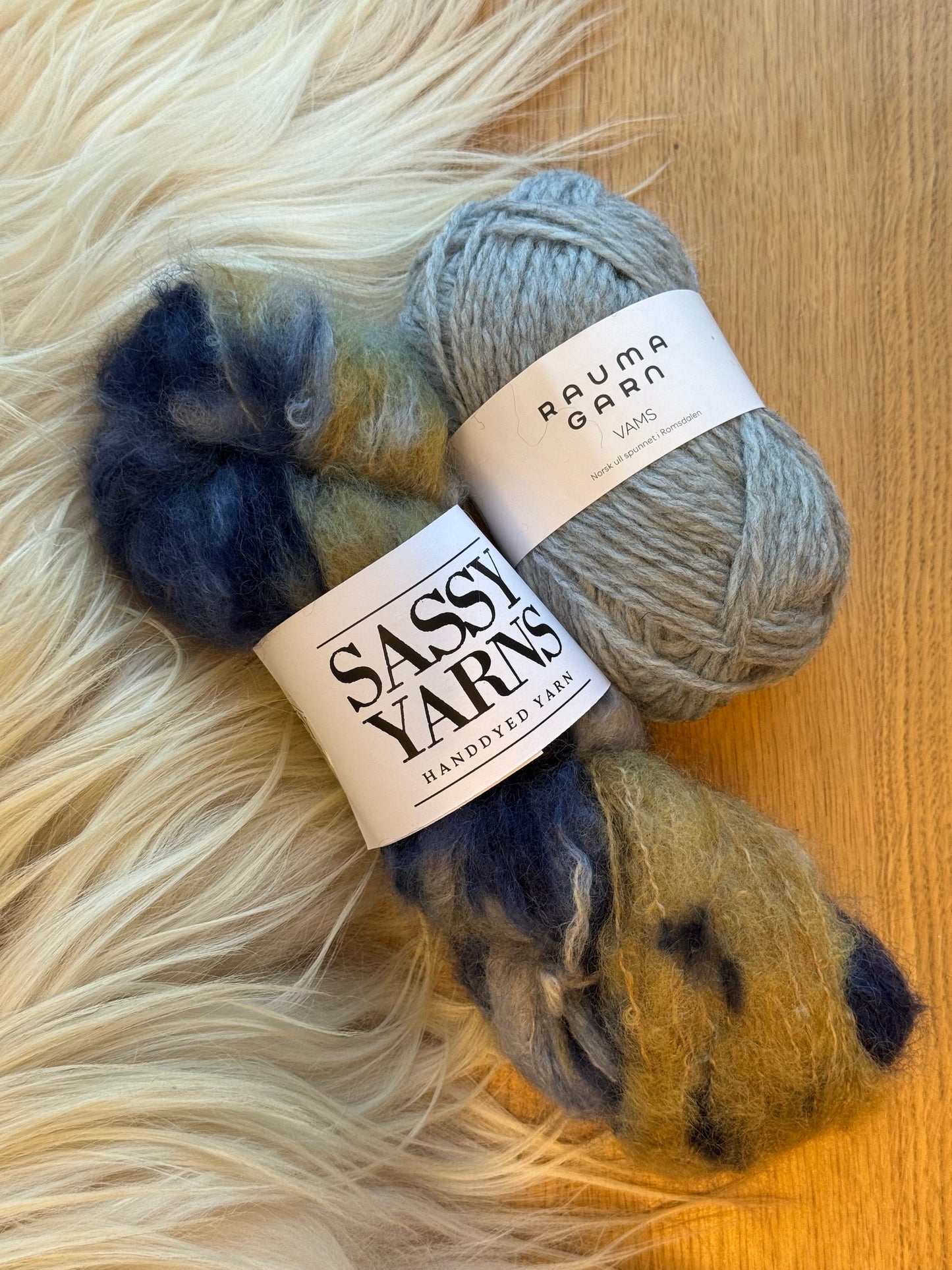 WAVE SWEATER AF SPEKTAKELSTRIK