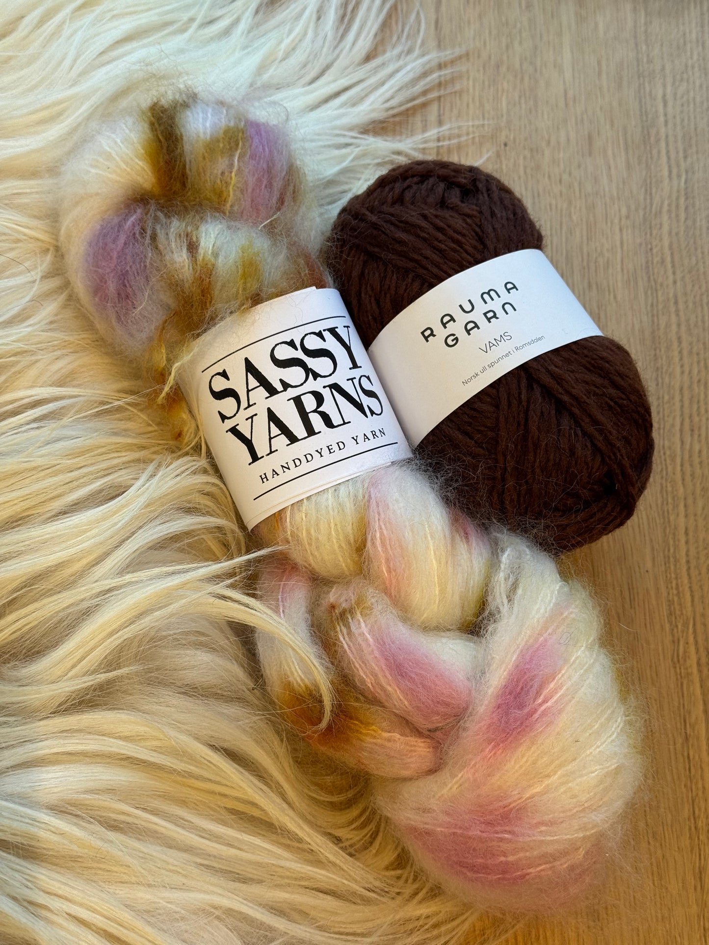 WAVE SWEATER AF SPEKTAKELSTRIK