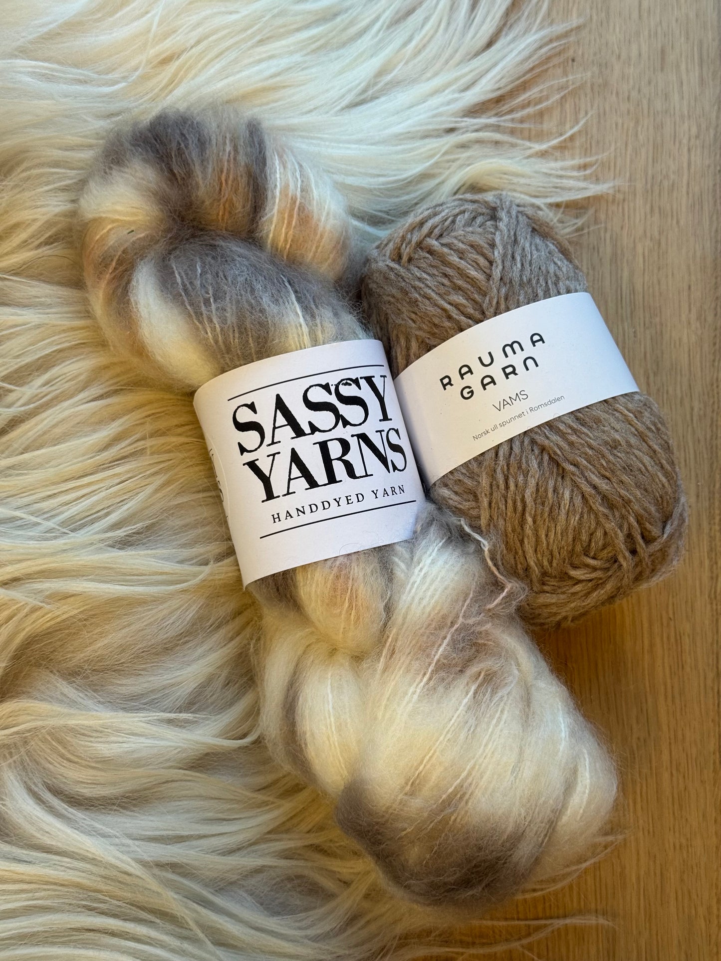 WAVE SWEATER AF SPEKTAKELSTRIK