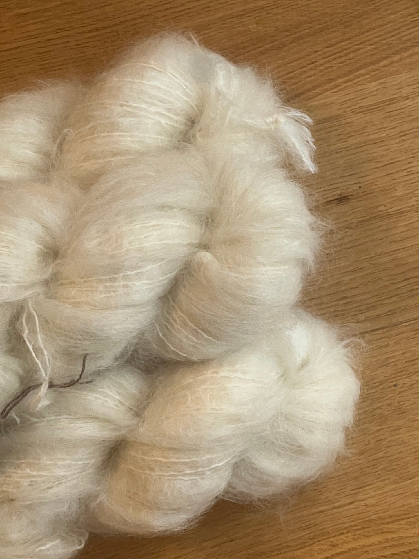 Chunky/fed Mohair - ufarvet