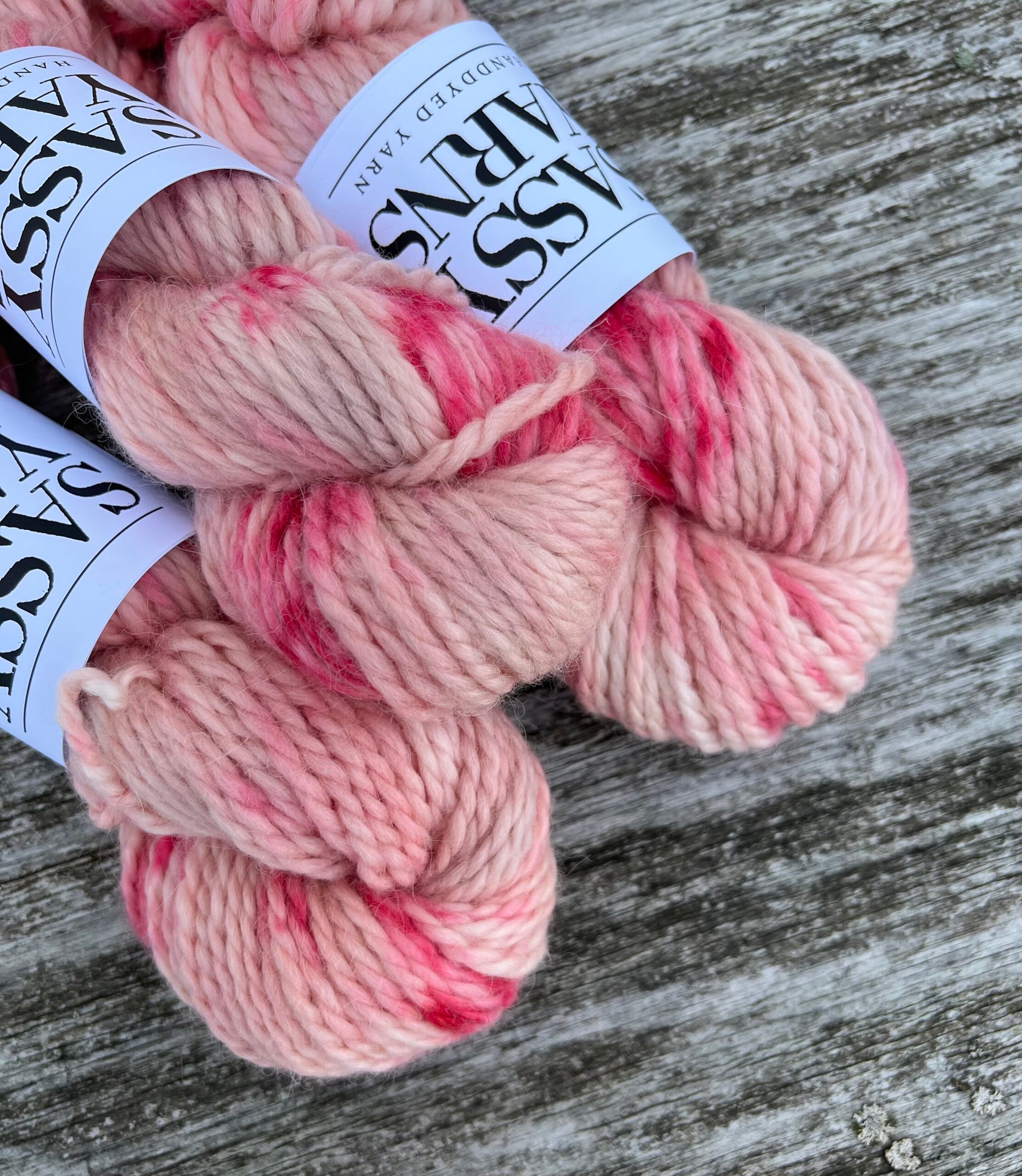 Chunky Alpaca - Flamingo - View 2