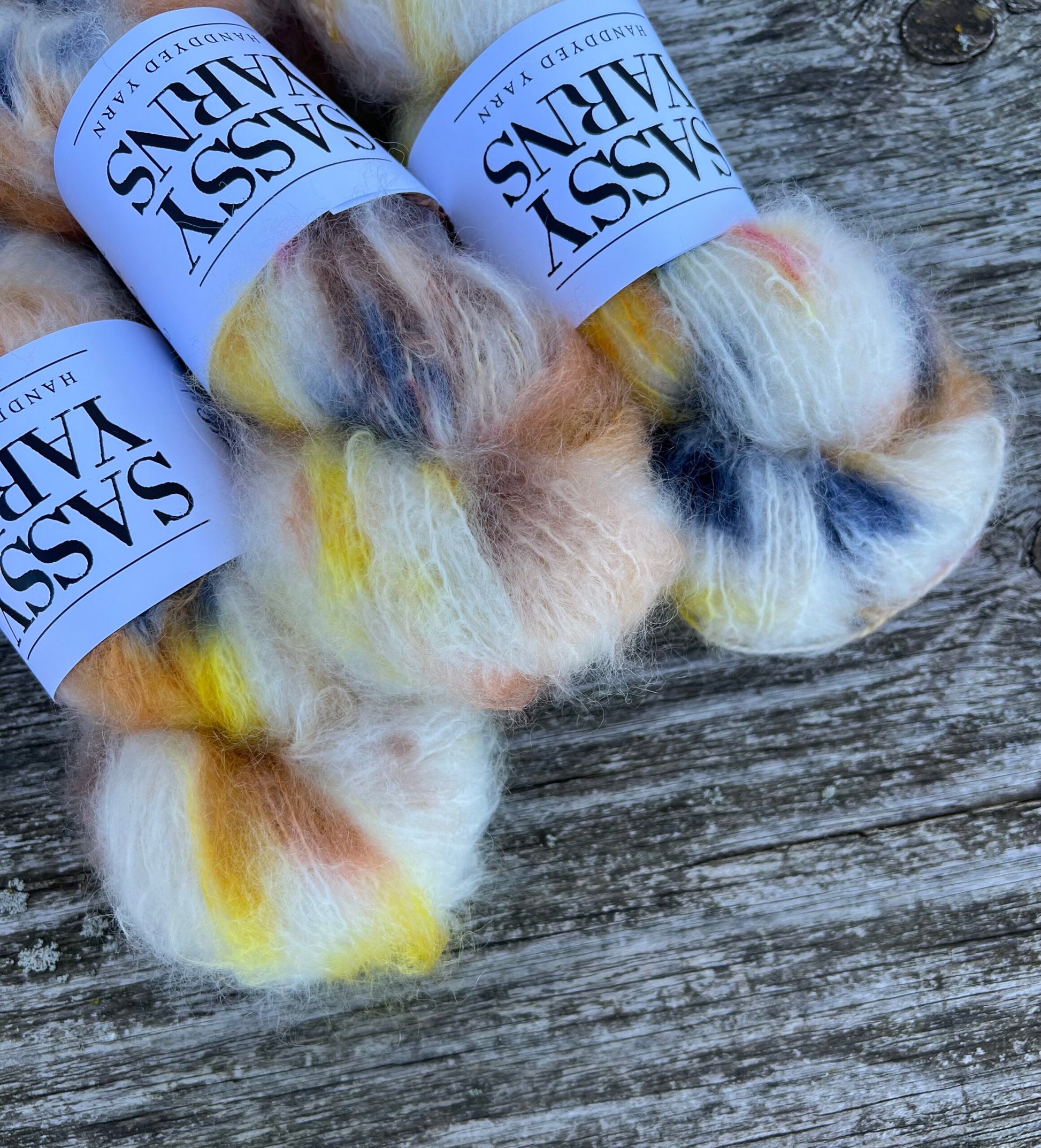 Chunky/fed Mohair - Picasso - View 2