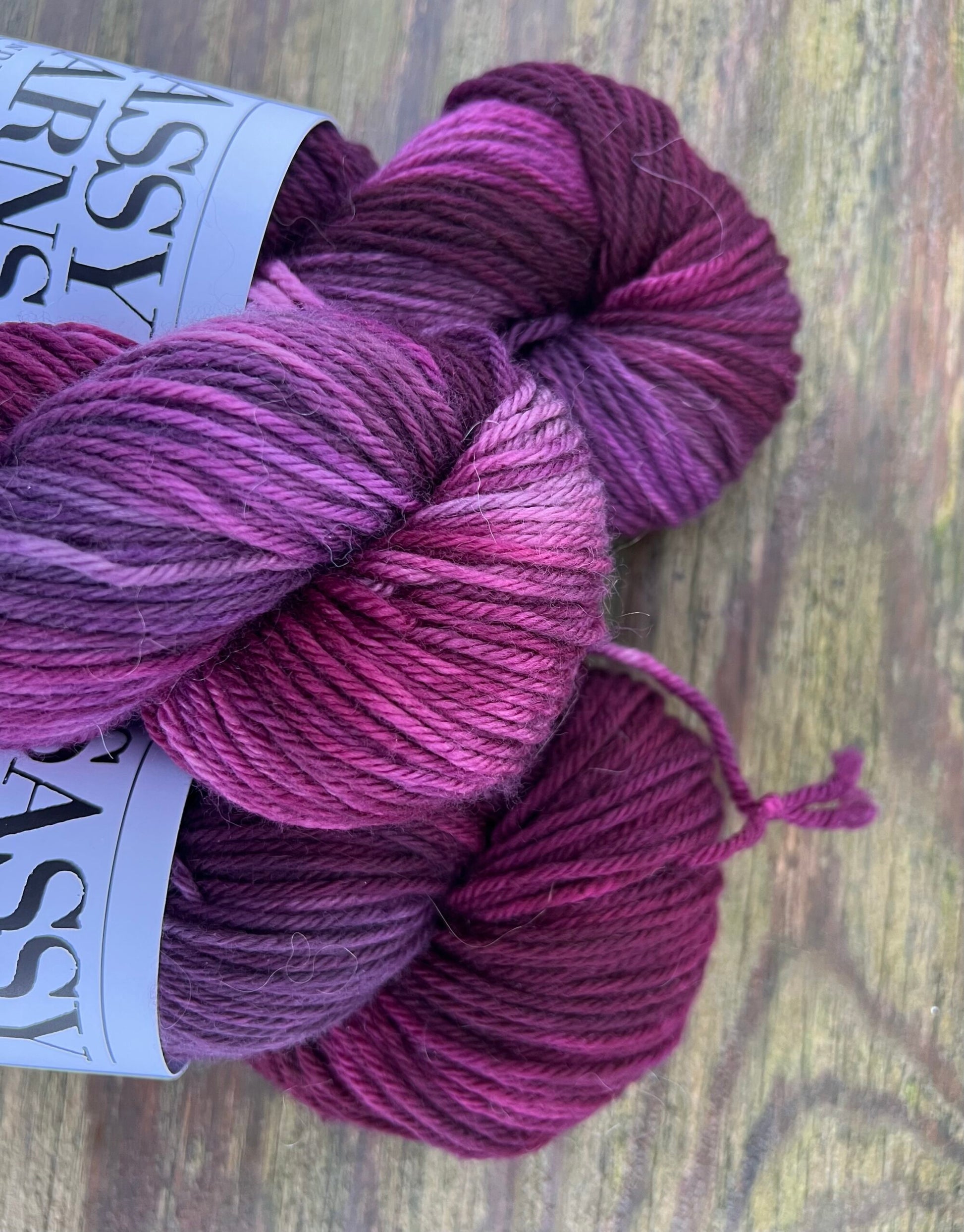 Merino DK - Auberginer - View 2