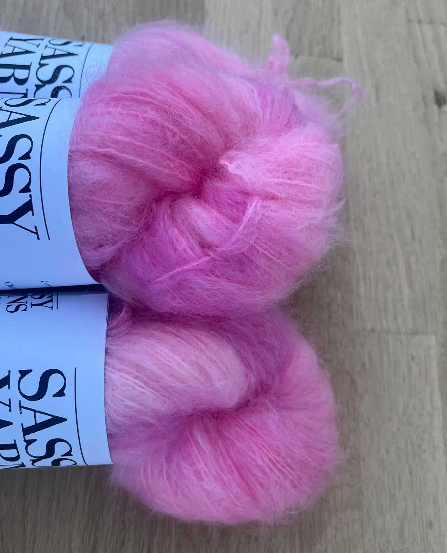 Chunky/fed Mohair - Candyfloss - View 2