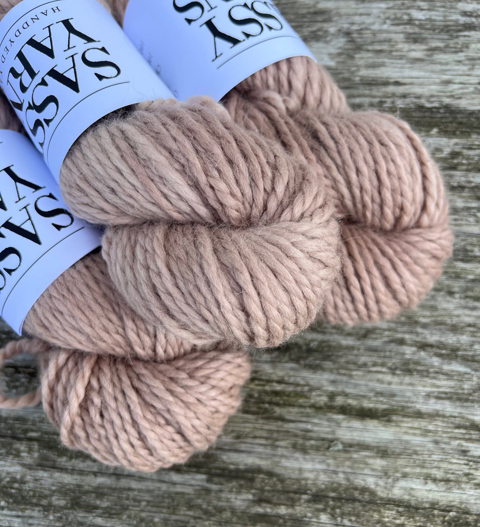 Chunky Alpaca - Nougat - View 2