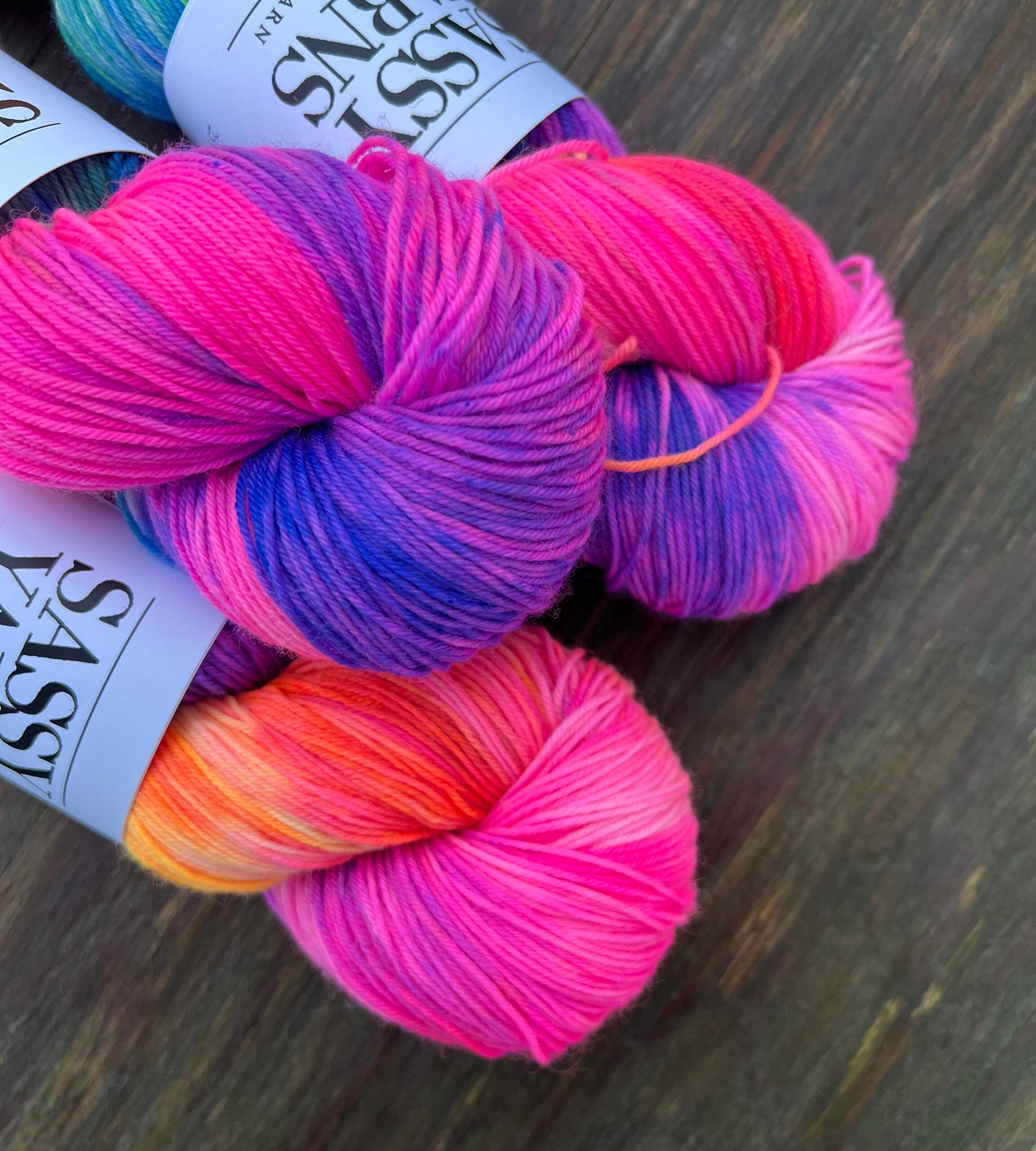Merino Sock - Neonlys - View 2